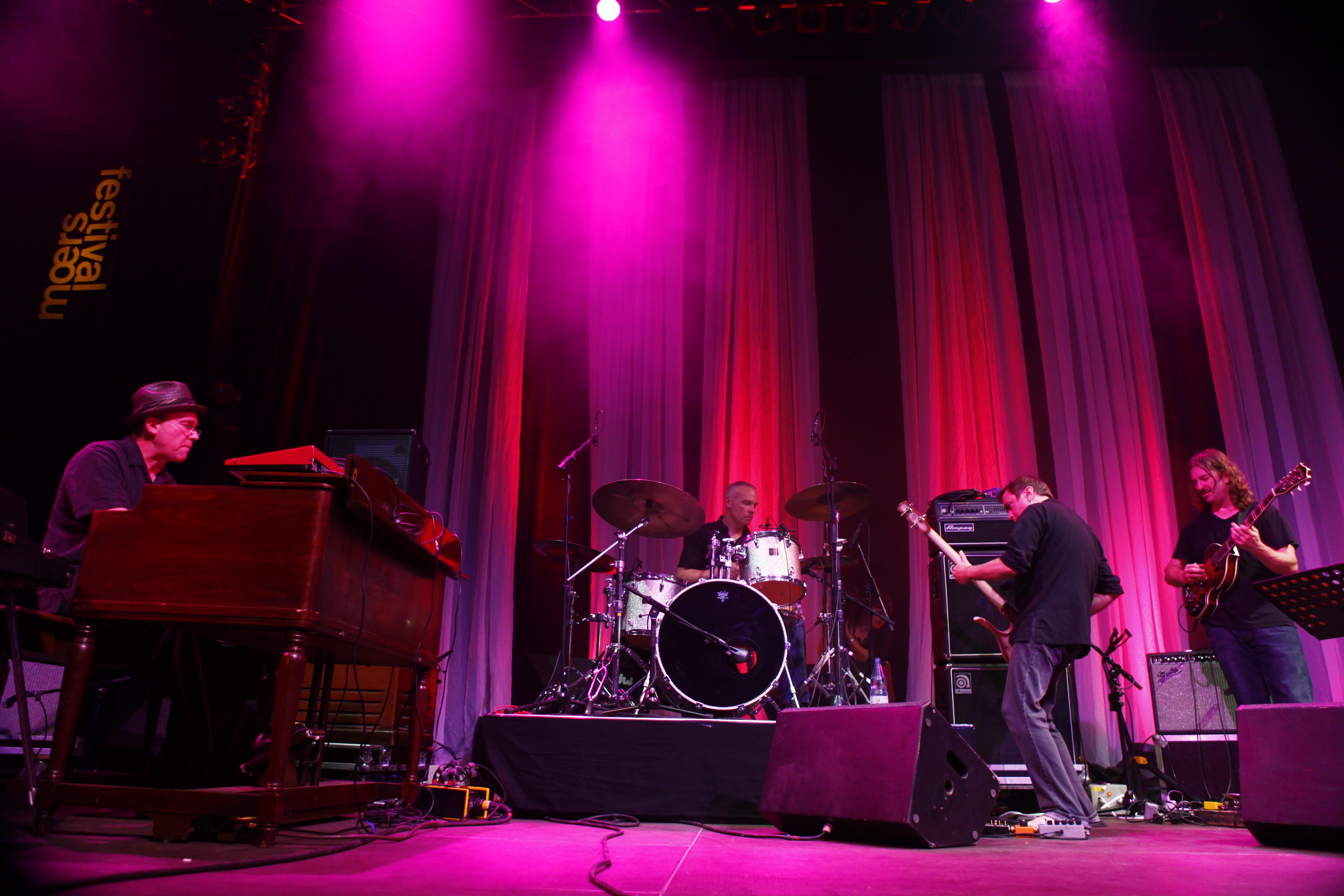 Zony Mash with Horns Wayne Horvitz